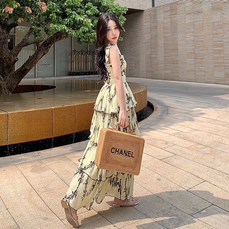 Han So-hee Floral Dress